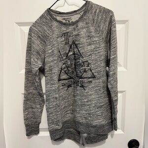 The Wizarding World of Harry Potter The Deathly Hallows Ladies Sweatshirt XS